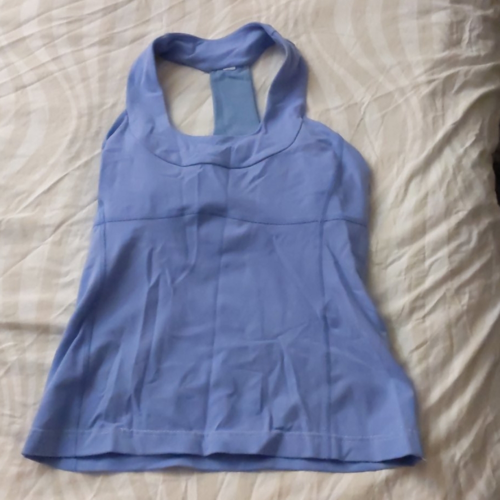 Lululemon top